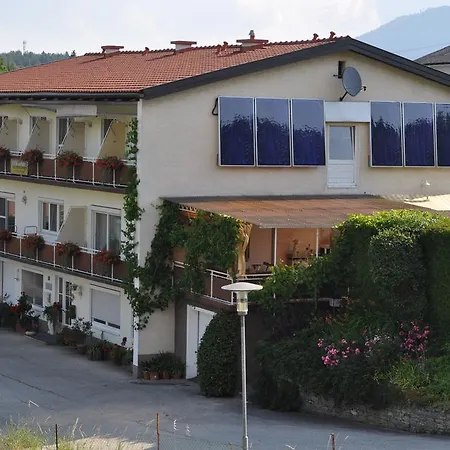 Guest house Haus Plieschnegger